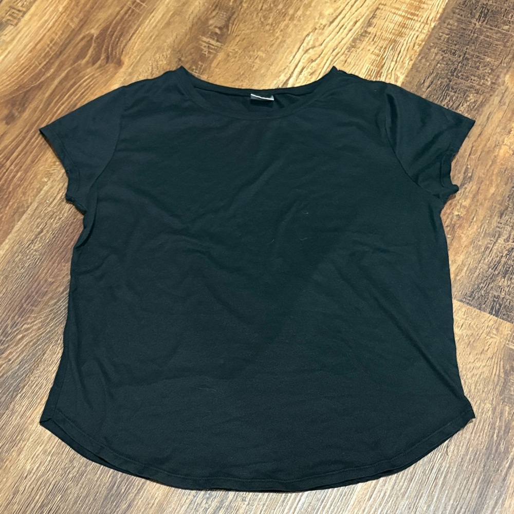 Elegant Black Short Sleeve Women's Tee